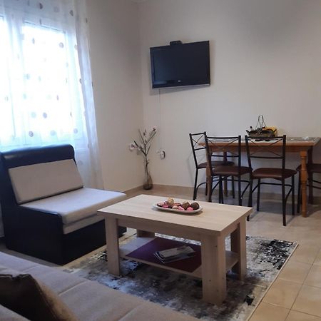 M&T Apartment Kavála Eksteriør bilde