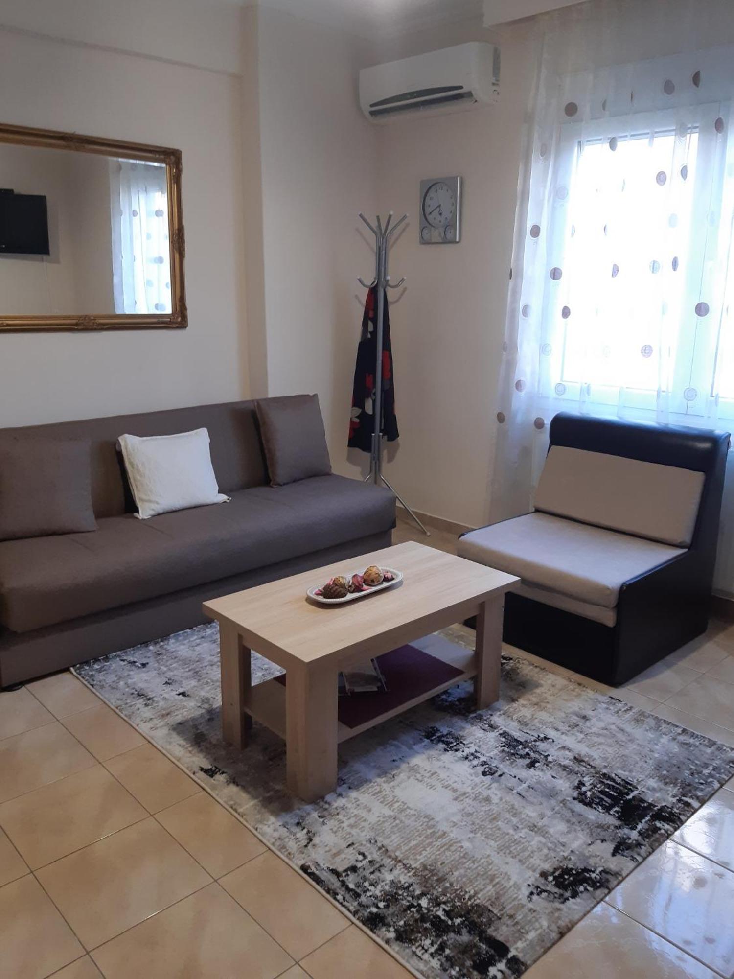 M&T Apartment Kavála Eksteriør bilde