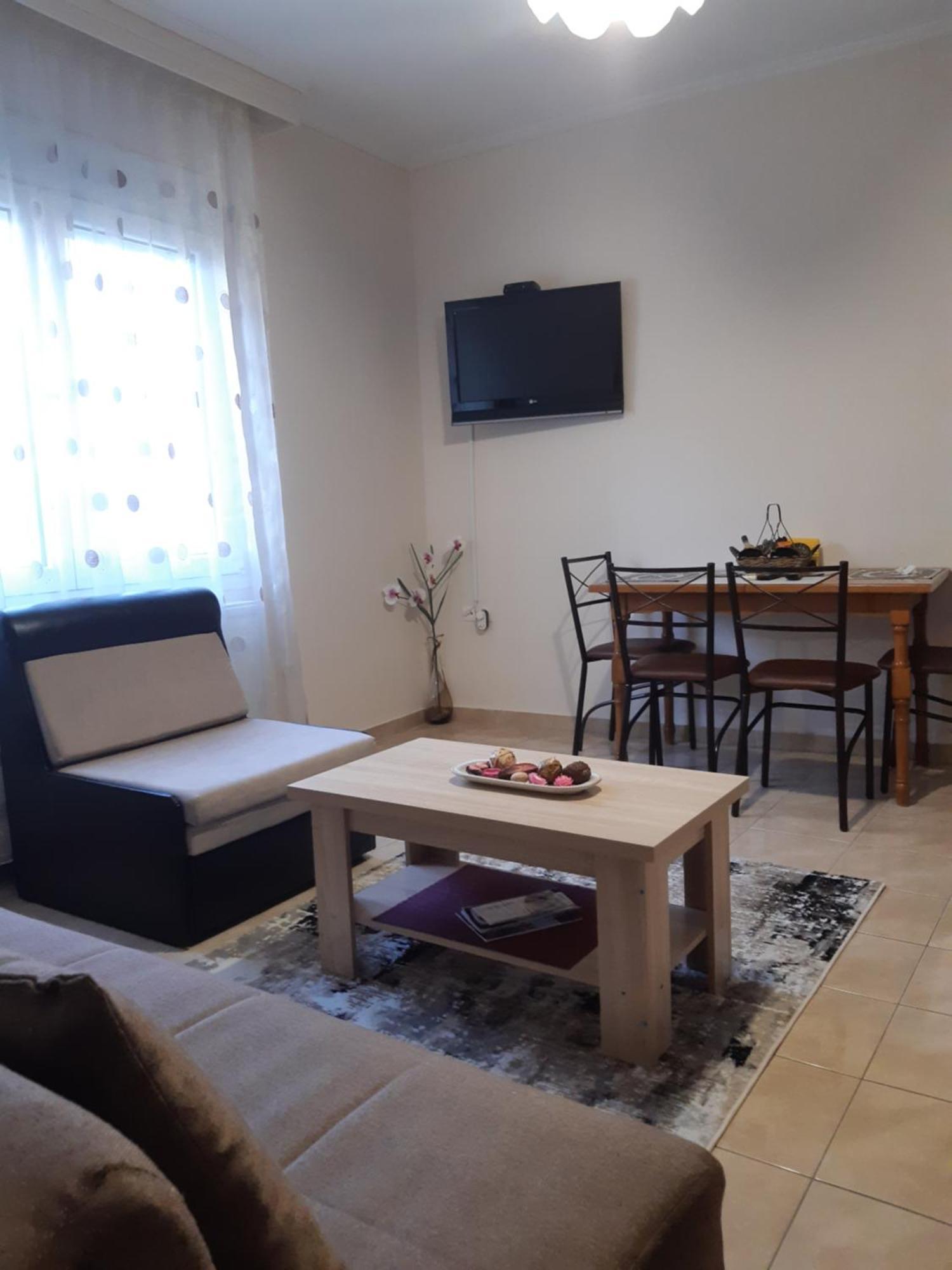 M&T Apartment Kavála Eksteriør bilde